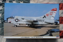 images/productimages/small/A-7E Corsair II VA-147 Hasegawa 09854 1;48 voor.jpg